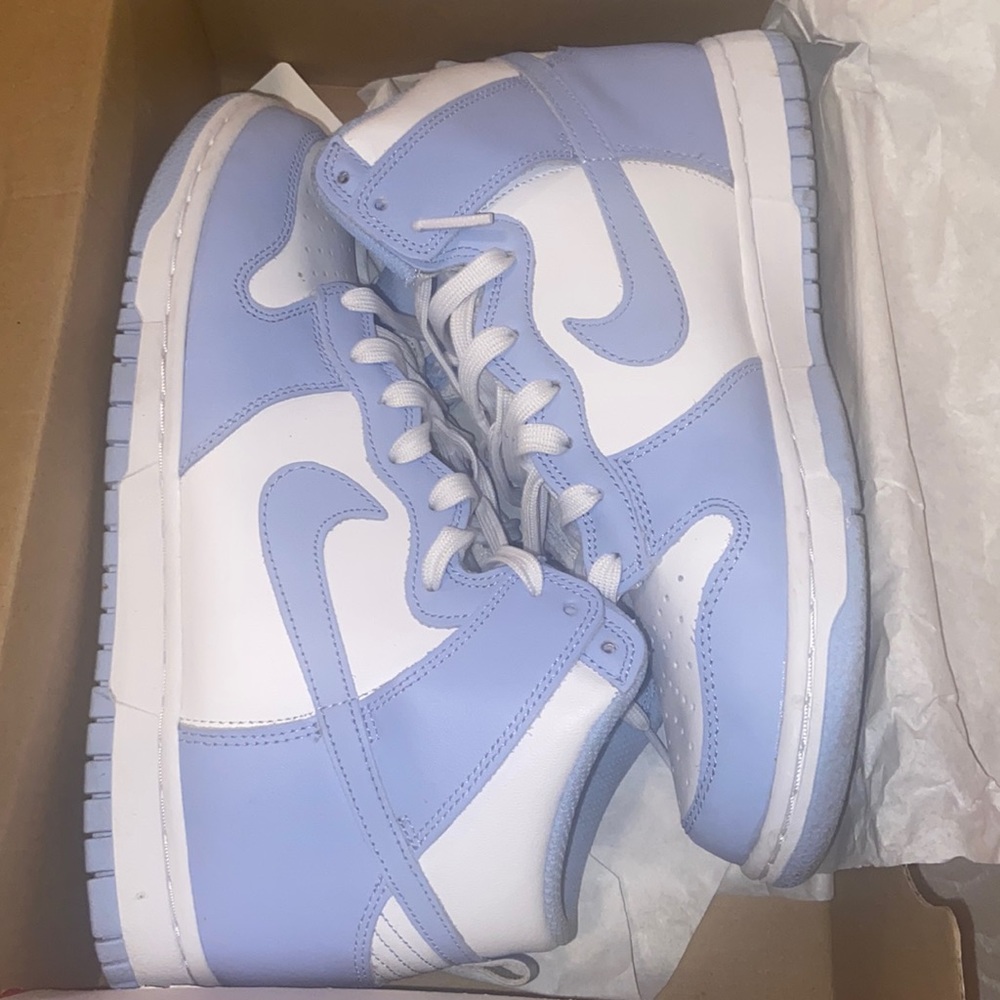 Women dunks